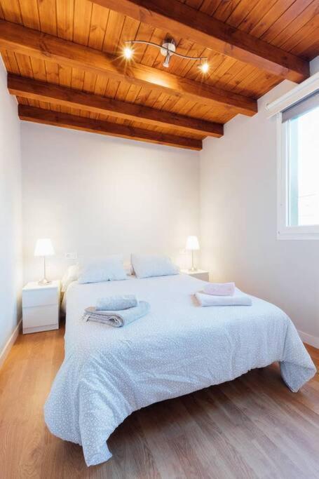 Chalet En La Cuidad- Con Jardin Y Barbacoa Gijon Ngoại thất bức ảnh