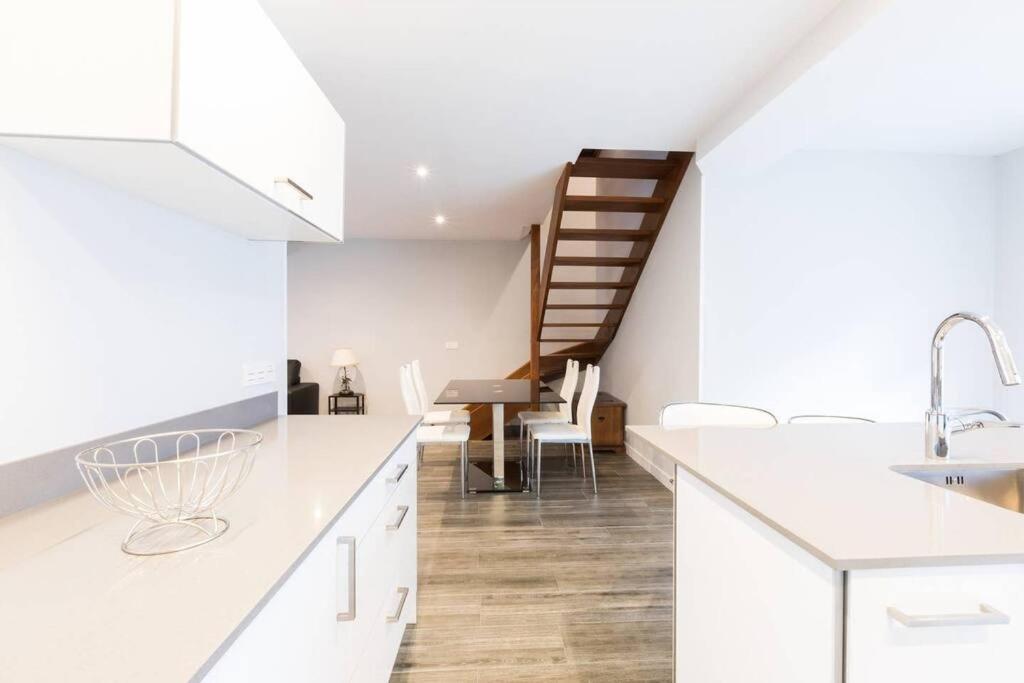 Chalet En La Cuidad- Con Jardin Y Barbacoa Gijon Ngoại thất bức ảnh